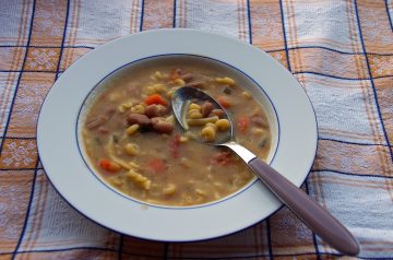 AMAZING Sweet Italian Sausage Pasta Soup