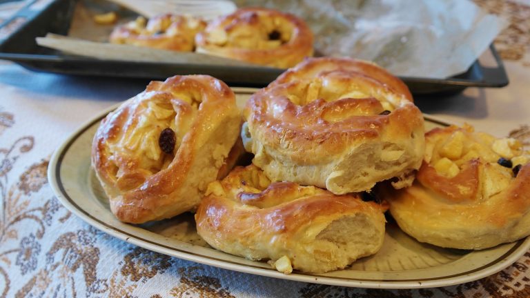 Baked Apple With Cranberries