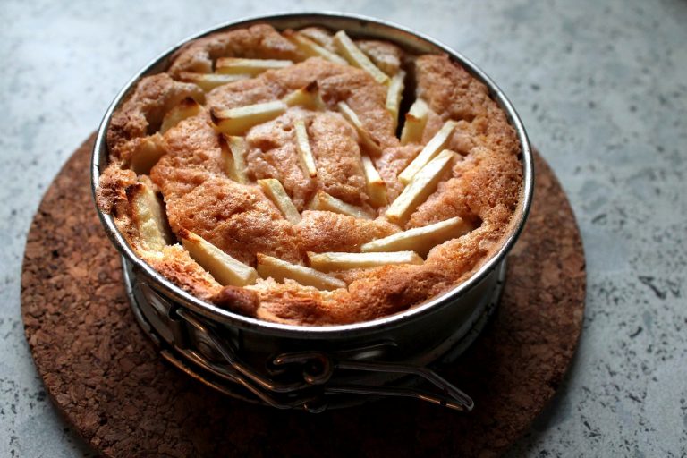 Apple Pie Cake