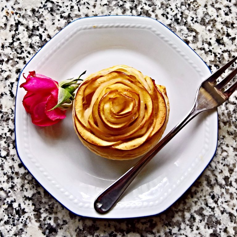 Apple Puff Pancake