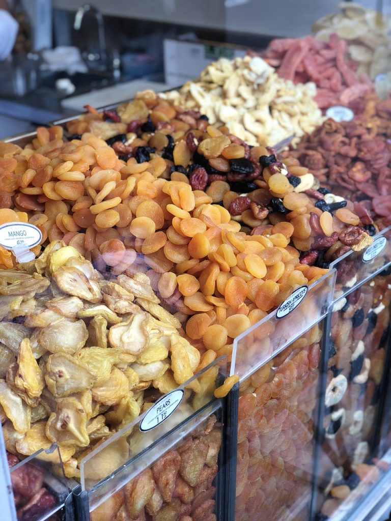 Five-Grain Cereal With Apricots