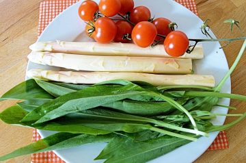 Asparagus Salad with Lime Vinaigrette