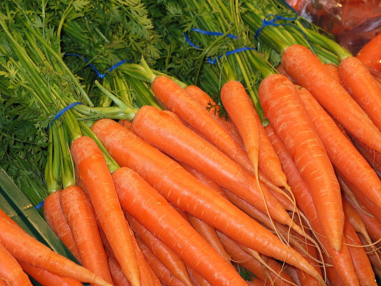 Baby Carrots with Lemon and Parsley