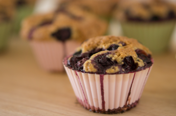 Blueberry and Pecan Muffins (Delia Smith)