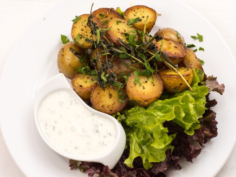 Baked Salmon with Herb Sauce