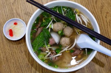 Beef With Rice Noodles (Kway Teow)