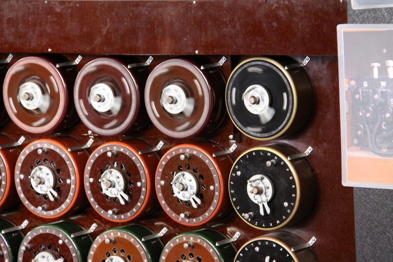 Dari's Christmas Bombe'