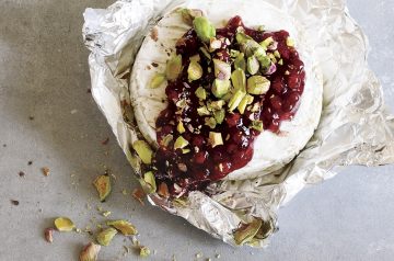 Blue Cheese and Cranberry Endive Delights