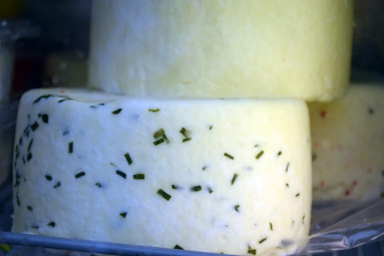 Blue Cheese-Shallot Butter