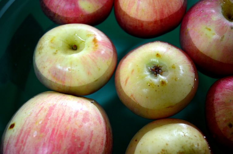 Bobbing Apple Punch