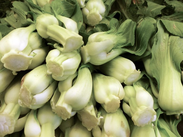 Chinese Cabbage (Bok Choy) and Pork Meatball Soup