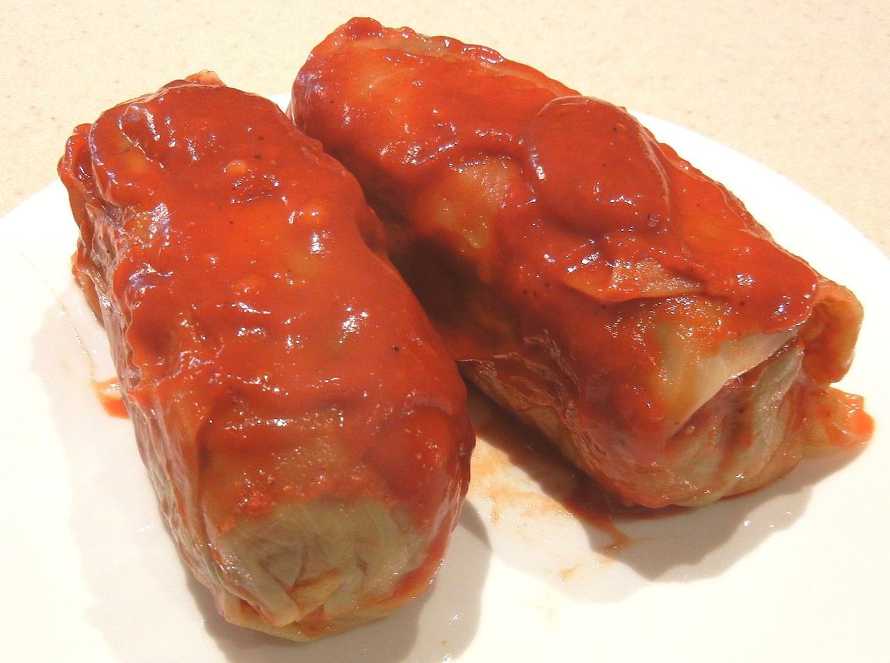 New-Fashioned Cabbage Rolls in Cranberry Sauce