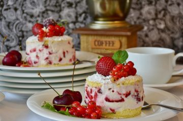 Fresh Strawberry Cream Cheese Coffee Cake