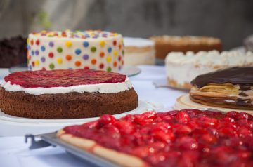 Banana Cake With Crunchy Top