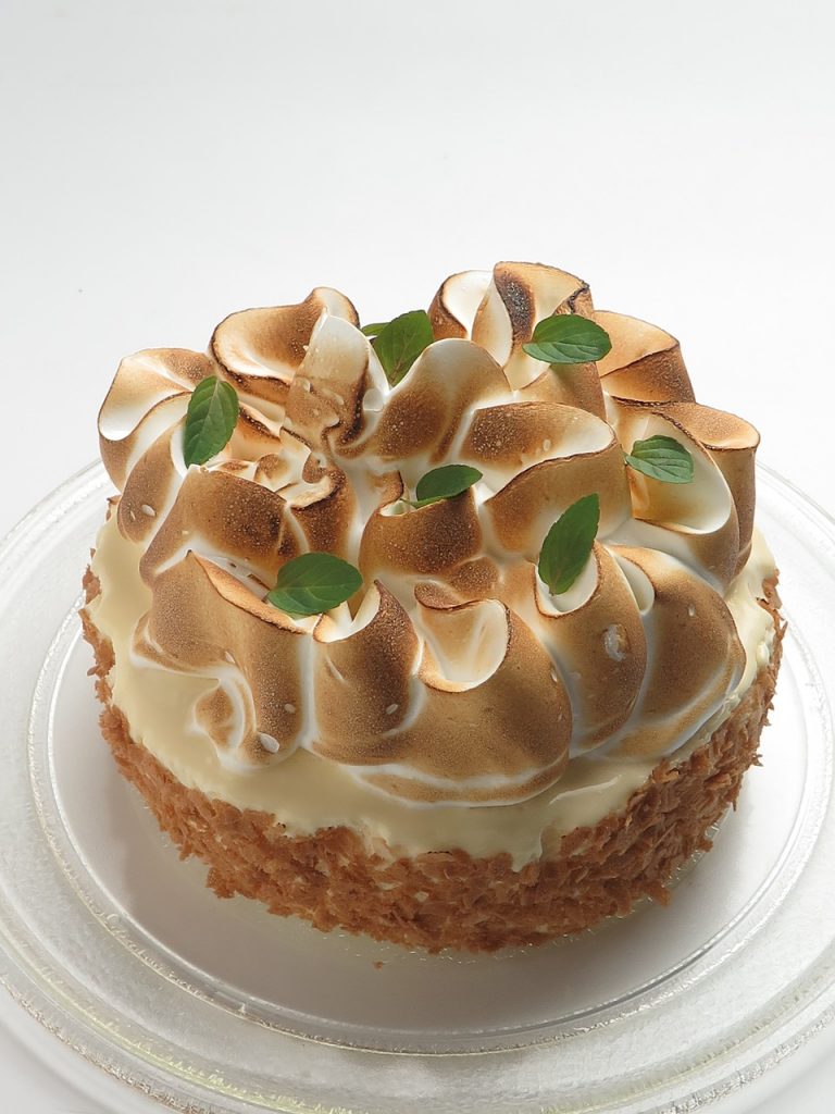 Lihamurekepiiras (Meatloaf in Sour Cream Pastry)