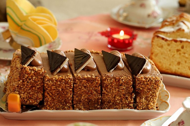 Glazed Chocolate-Sour Cream Cake