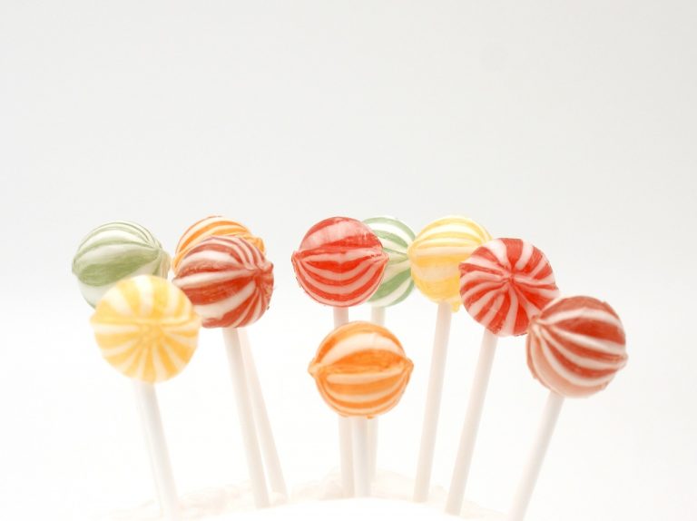Candy Bar Cookie Pops