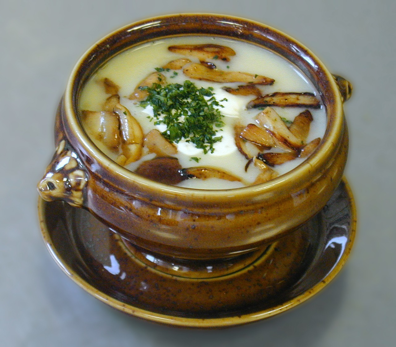 Caramelized Turnip and Apple Soup With Tarragon Sour Cream