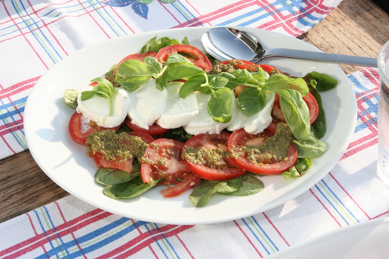 Carianne's Tomato Basil Salad