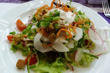 Caribbean Crabmeat Salad