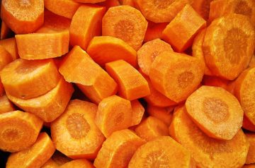 Cream of Garlic Soup With Root Vegetables