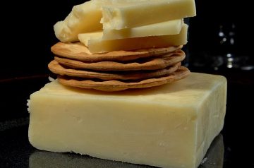 Cheddar Cheese Quiche