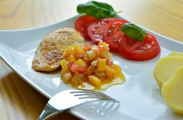 Chicken in Mango and Wine Sauce