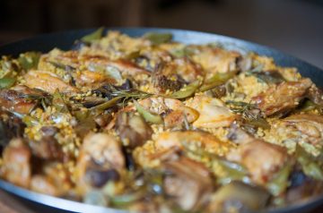 Chicken 'N Rice Casserole (With Artichokes and Peas)