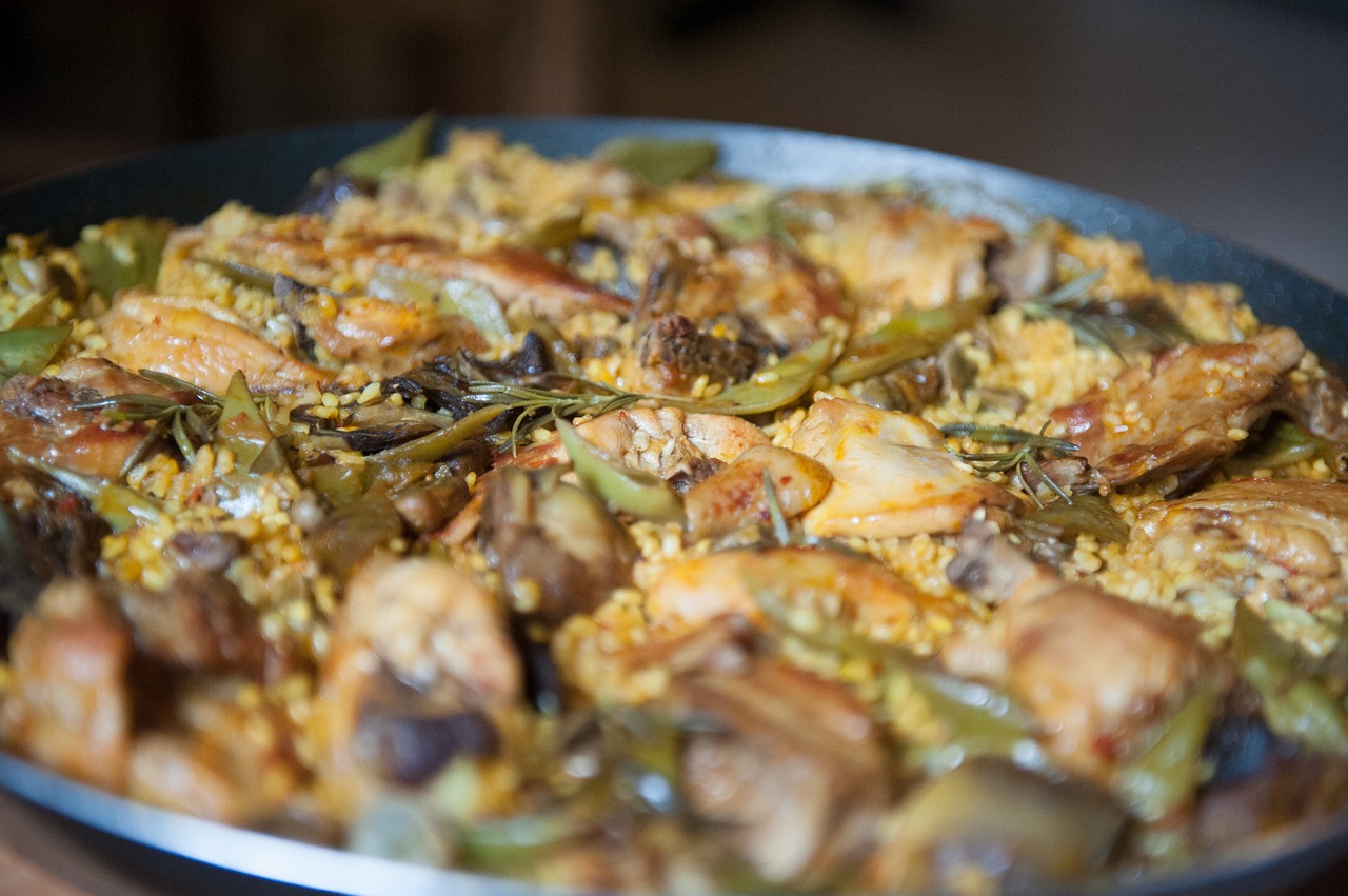 Chicken 'N Rice Casserole (With Artichokes and Peas)
