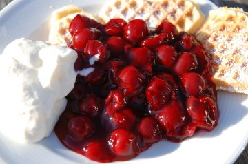 Chicken with Dried Cherries and Sour Cream