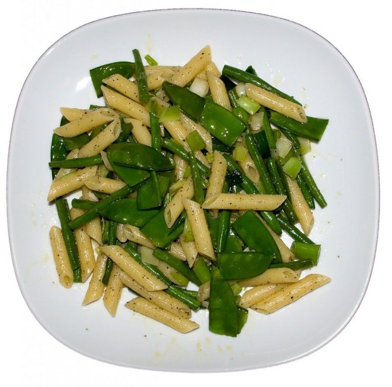 Chicken with Penne and Peas