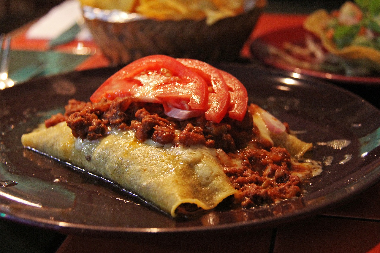 Mexican Ground Beef  and Cheese Baked Rice