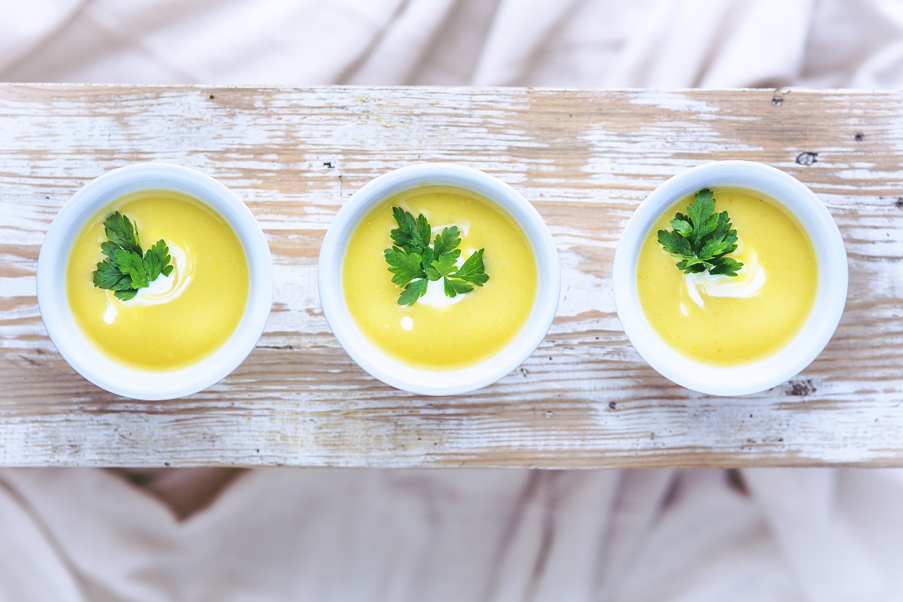 Chilled Leek and Potato Soup: Vichyssoise