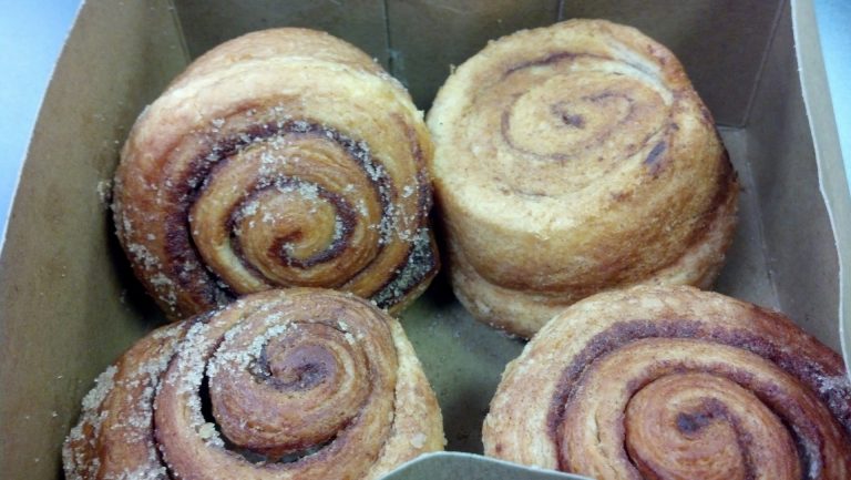 Schnecken (Sticky German Cinnamon Buns)