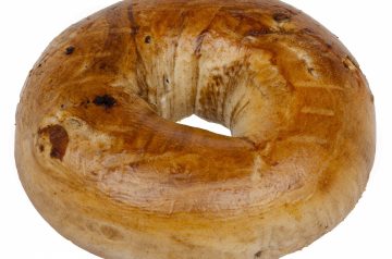 Cinnamon Raisin Stuffed Apple Rings