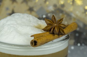 Simple Caffe Latte (Cafe Quality at Home!)