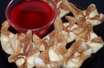 Crabby Cream Cheese Wontons (Crab Rangoon)