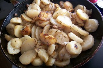 Crispy Pan Roasted Potatoes