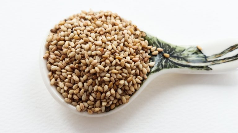 Crunchy Sesame Seed Candy