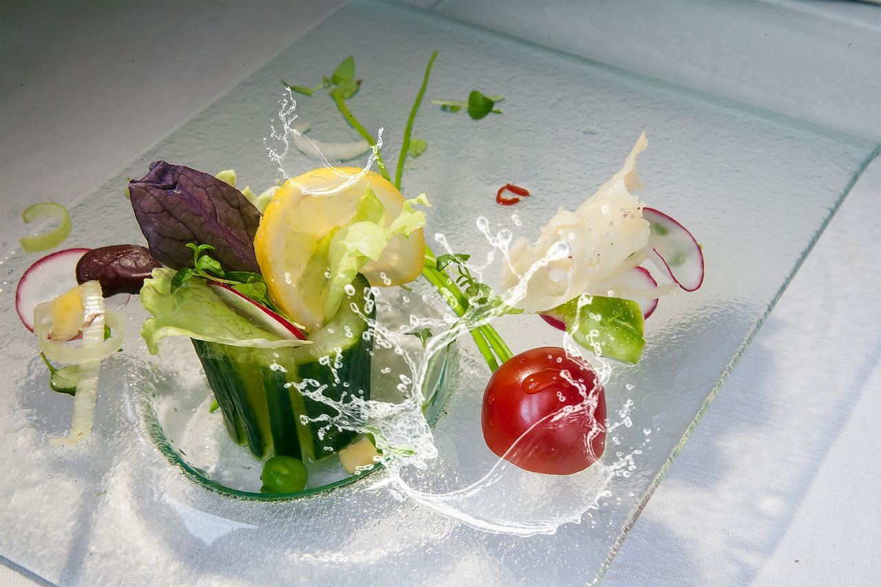 Cucumber and Tomato Salad in Garlic Yogurt Dressing
