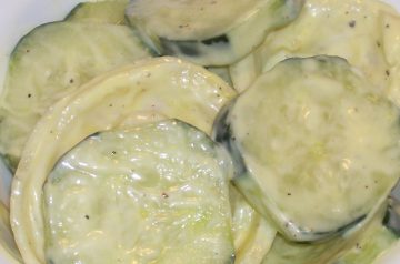 Cukes and Onions (Cucumbers and Onions)