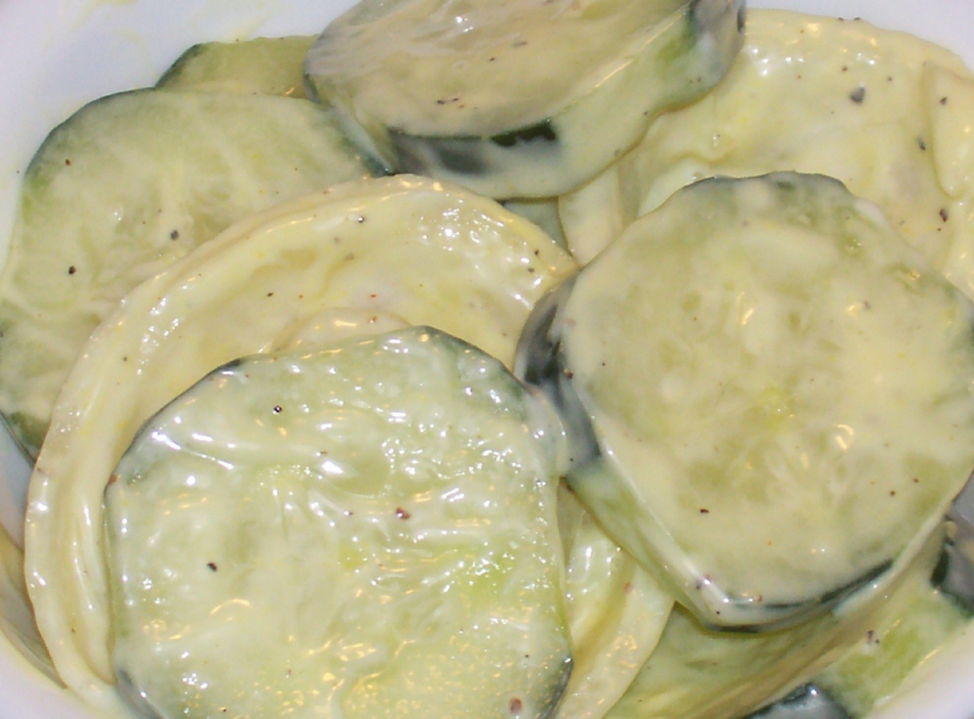 Cukes and Onions (Cucumbers and Onions)