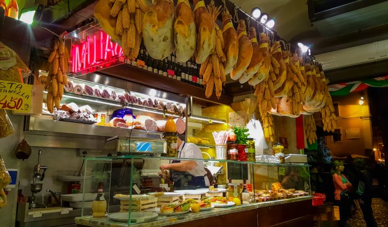 Best Deli Club Sandwich