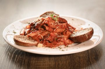 Delicious and Simple Ricotta and Tomato Pasta Sauce