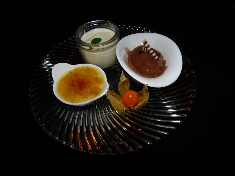 Cherry Mousse