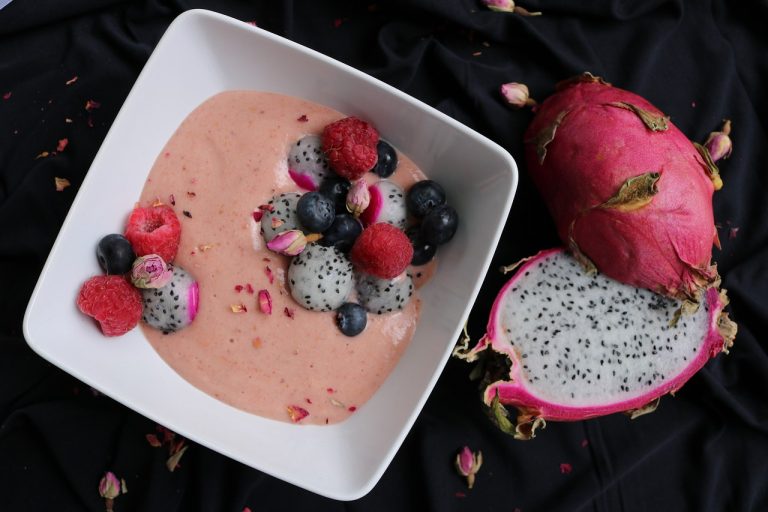 Pineapple and Raspberry Smoothie