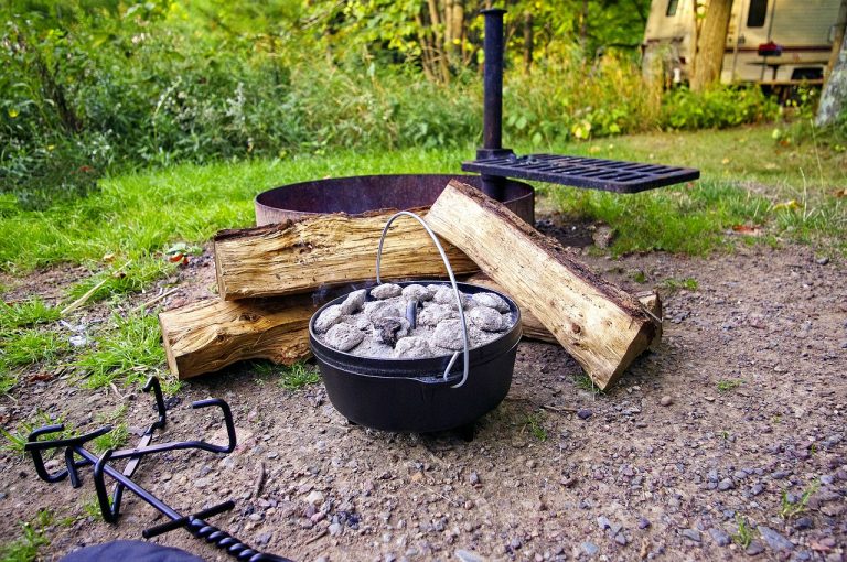 Dutch Oven Campfire Cobbler