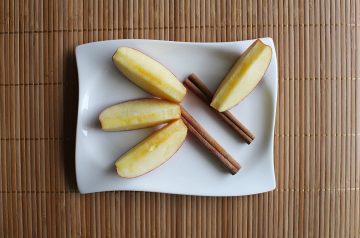 Easy Cinnamon Apple Rings (Microwave)