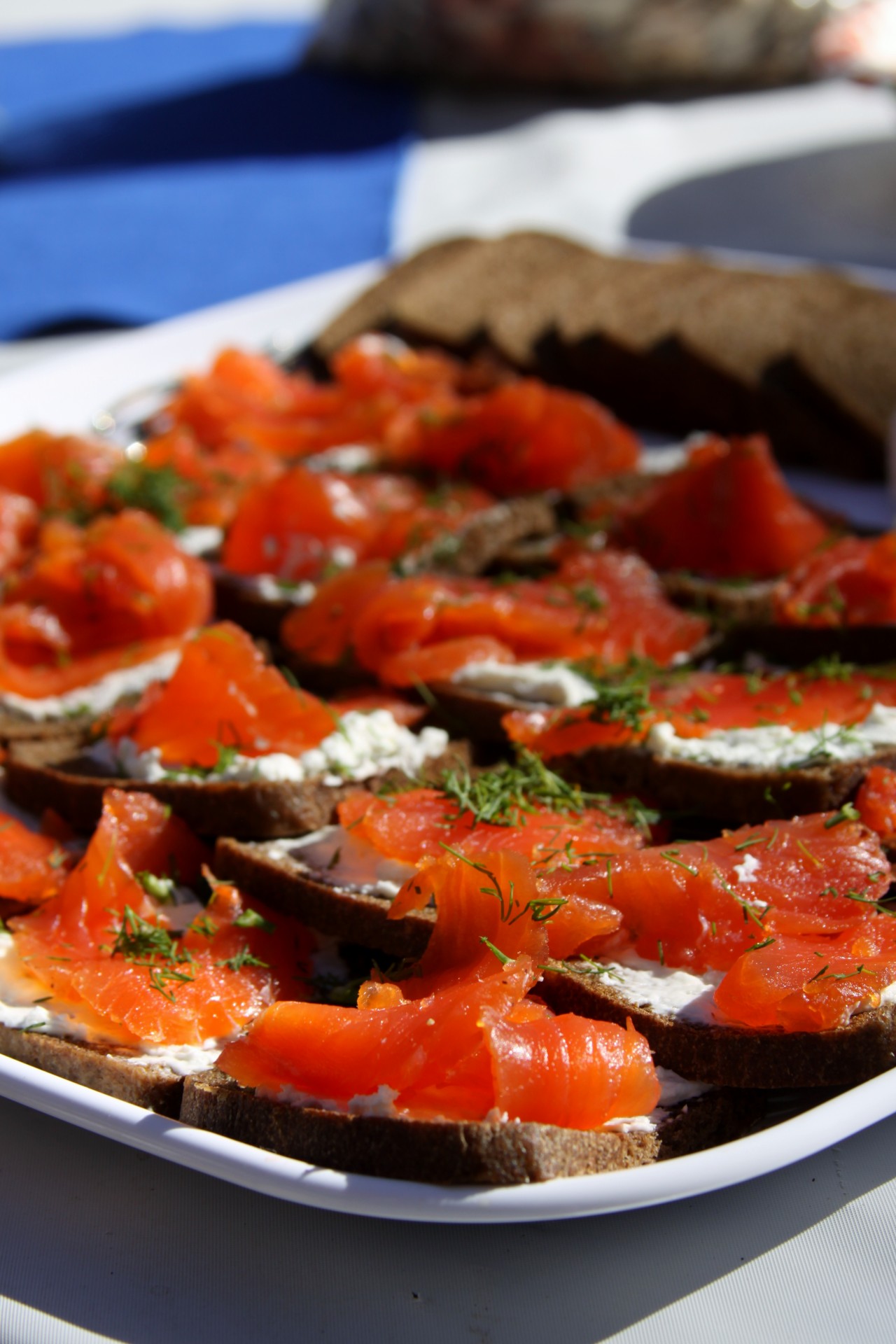 Easy Poached Salmon With Dill