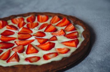 Easy Strawberry Cream Pie